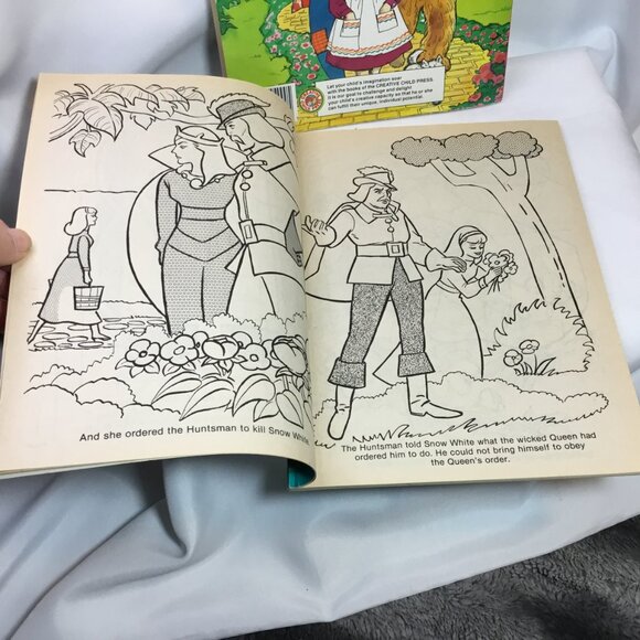 Vintage Lot 2 Wizard Of Oz & Snow White Coloring Books Creative Child Press 1986 - Picture 8 of 10